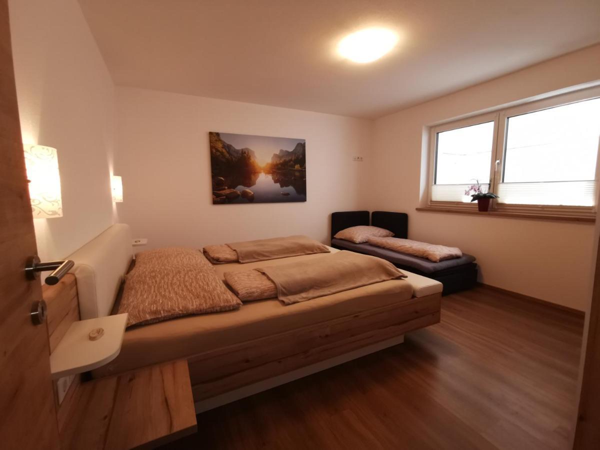 SunAlpin - Zillertal Fügen Exterior foto